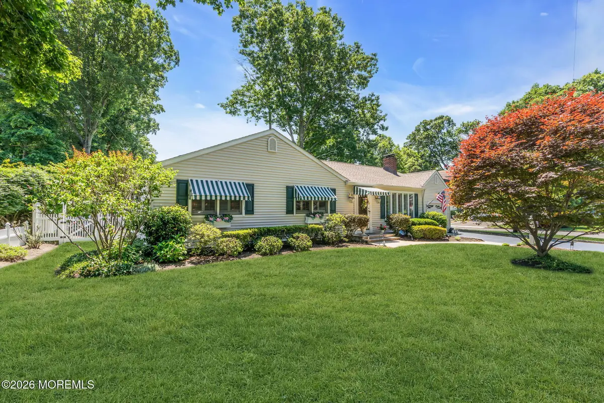 86 Laurel Drive, Fair Haven, NJ 07704 - #1