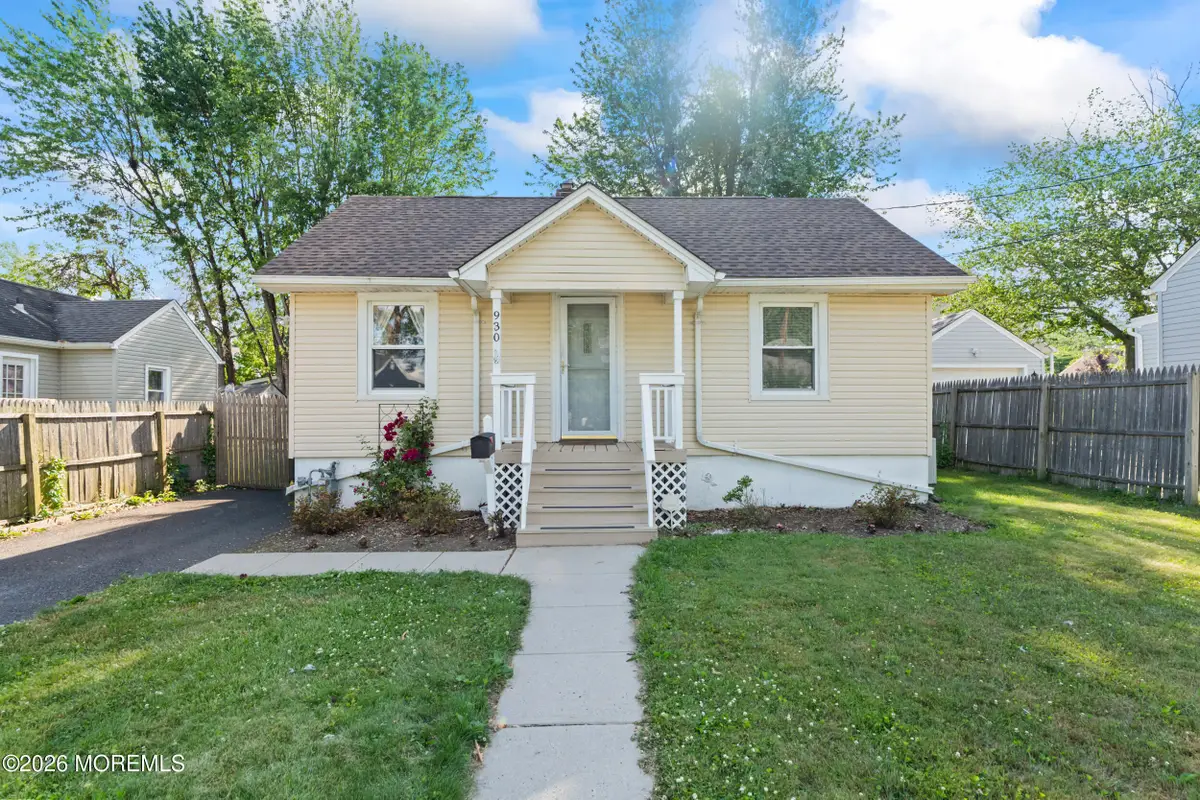 930 Woodmere Drive, Keyport, NJ 07735 - #1