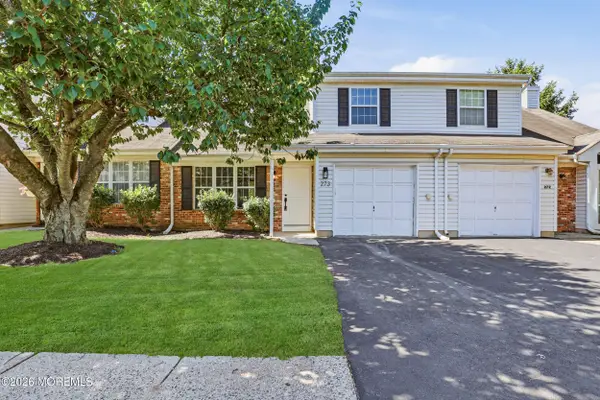 273 Edgeware Court, Franklin, NJ 08873