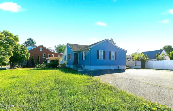 1708 Princeton Avenue, Lawrence, NJ 08648