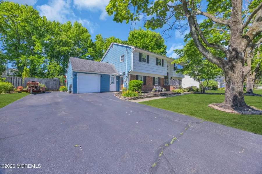 62 Warren Place, Middletown, NJ 07748 - #3