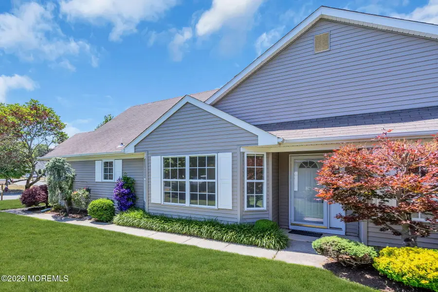 23 Oakmont Road, Lakewood, NJ 08701 - #2