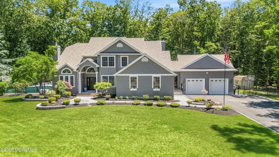 15 Russell Road, Freehold, NJ 07728 - #2