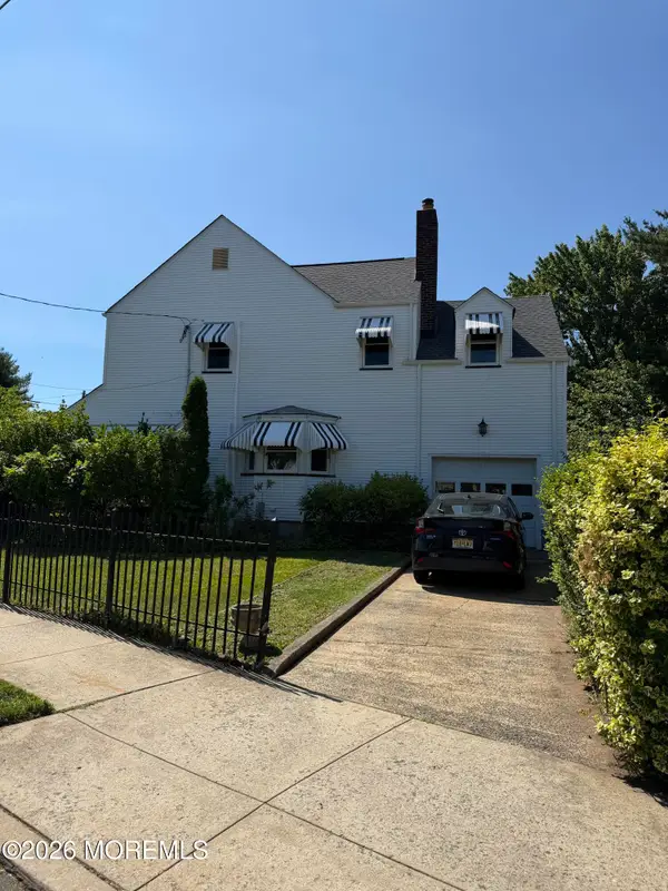 38 Dix Street, New Brunswick, NJ 08901