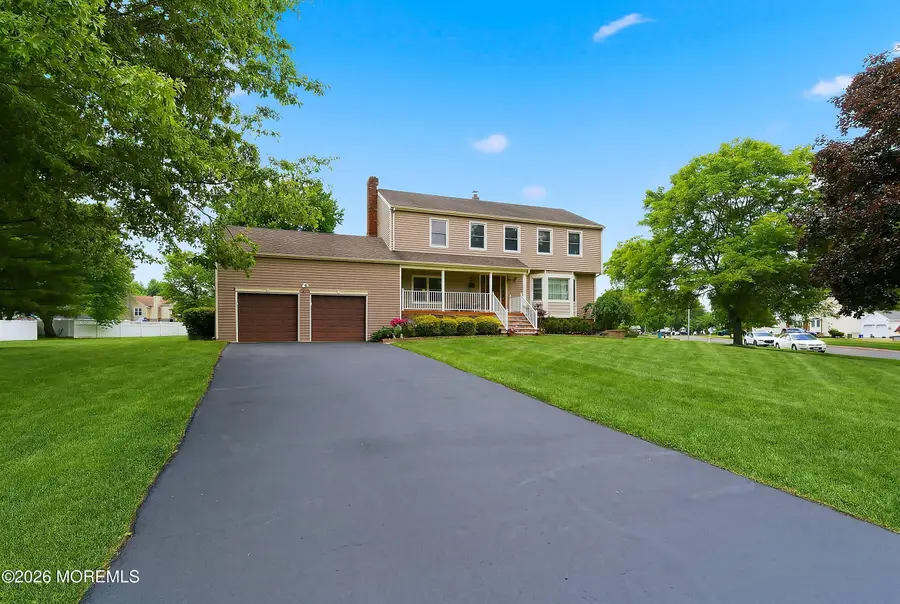 7 Devon Drive, Manalapan, NJ 07726 - #2