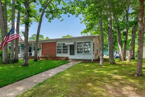 91F Buckingham Drive #F, Lakewood, NJ 08701