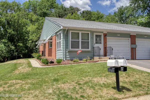 170 Hudson Parkway #A, Whiting, NJ 08759