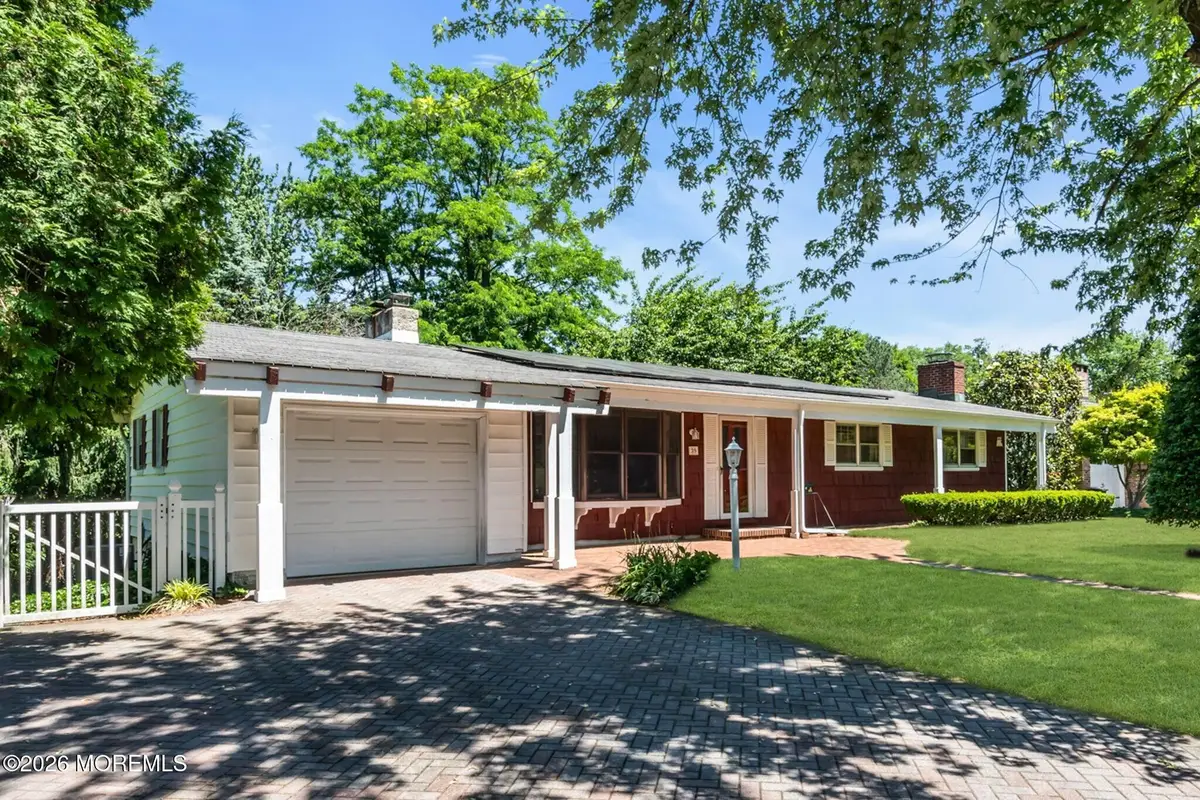 39 Court Drive, Shrewsbury, NJ 07702 - #1