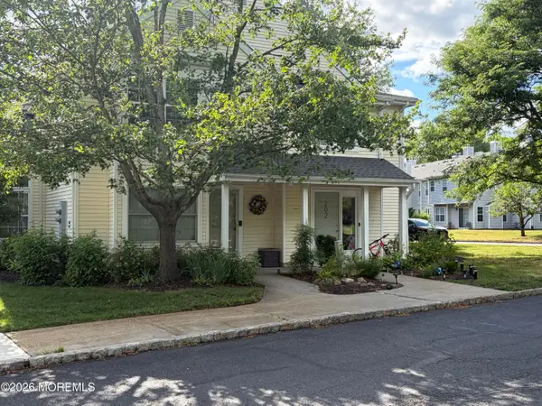 201 Paddington Court, Manalapan, NJ 07726