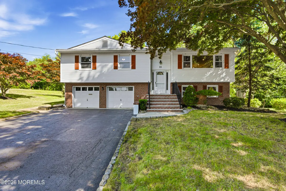 11 Highview Circle, Middletown, NJ 07748 - #1