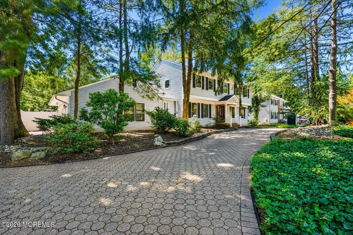 16 Phyllis Place, Milltown, NJ 08850 - #1