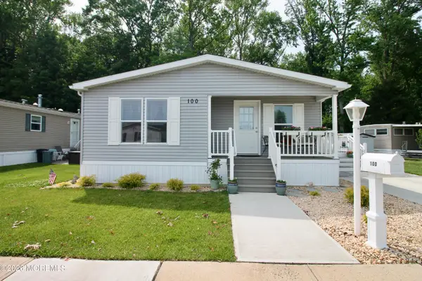 100 Woody Road, Freehold, NJ 07728