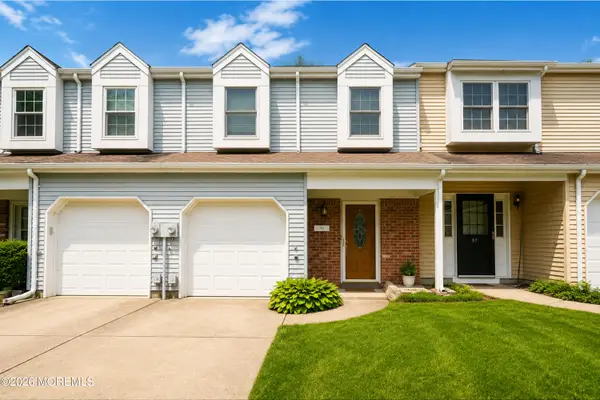36 Bramble Lane, Matawan, NJ 07747