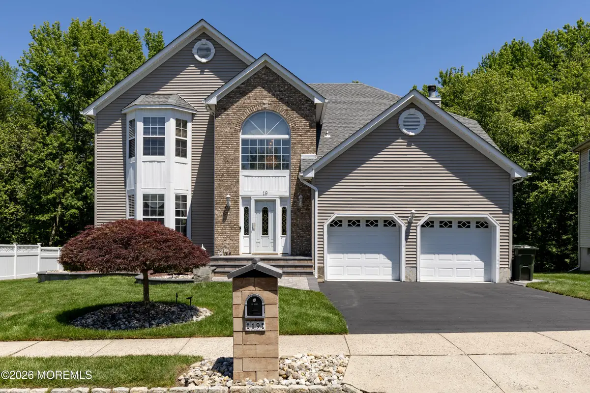 19 Trish Court, Matawan, NJ 07747 - #1