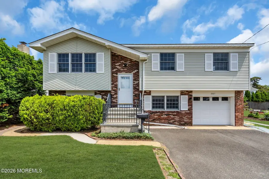 2025 Riviera Parkway, Point Pleasant, NJ 08742 - #2