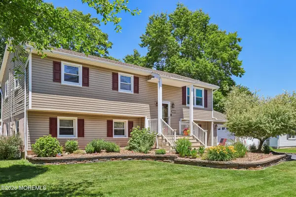 114 Outboard Avenue, Manahawkin, NJ 08050