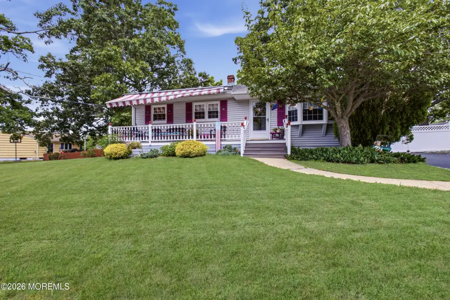 4 Roosevelt Terrace, Howell, NJ 07731 - #3