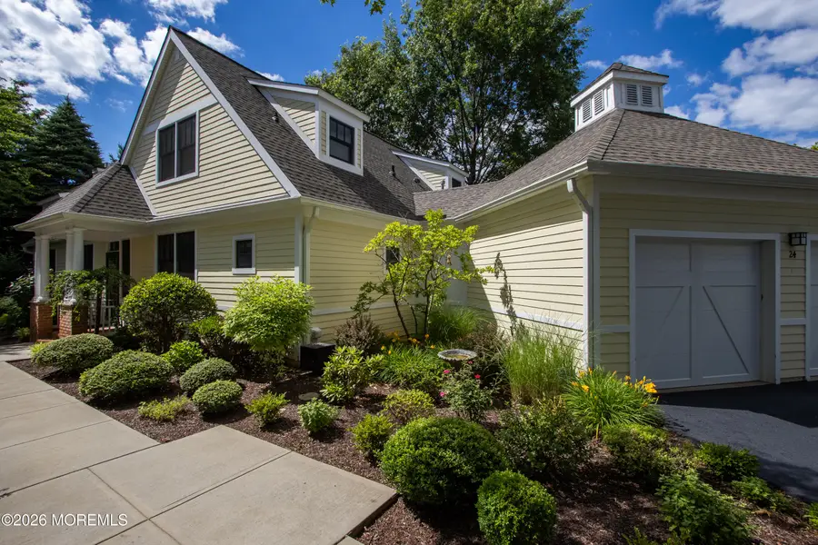 24 Adams Way, Shrewsbury, NJ 07702 - #2