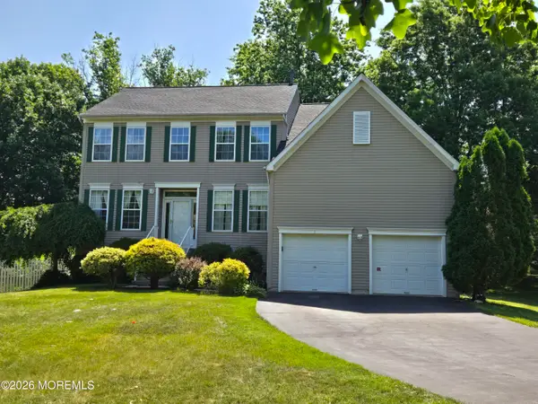 1 Warwick Place, East Windsor, NJ 08520