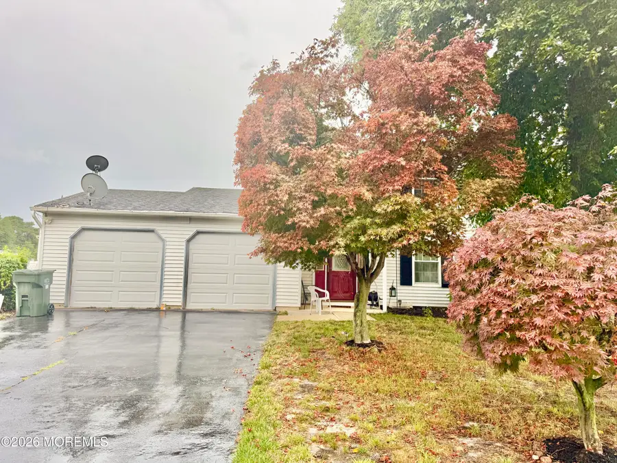9 Starlight Road, Howell, NJ 07731 - #3
