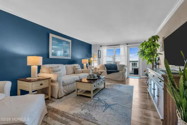 28 Riverside Avenue #11K, Red Bank, NJ 07701