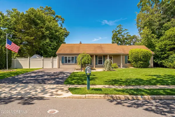 102 Susan Drive, Jackson, NJ 08527