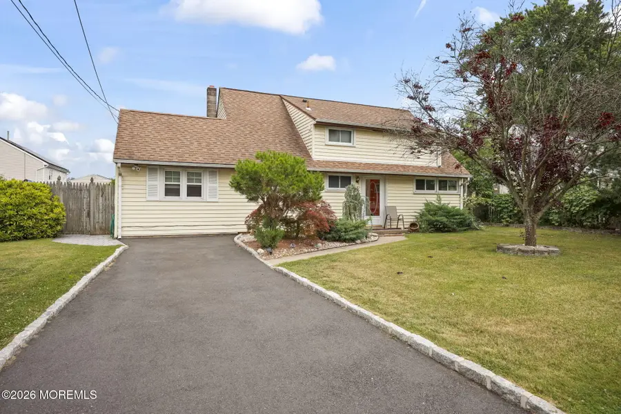 4 Farmbrook Drive, Old Bridge, NJ 08857 - #2