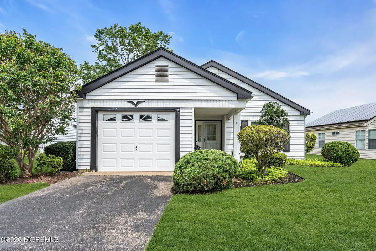 4 Gladstone Avenue, Manchester, NJ 08759 - #1