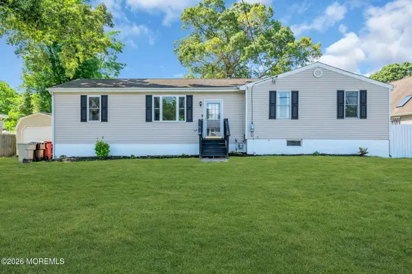 504 Holly Boulevard, Bayville, NJ 08721