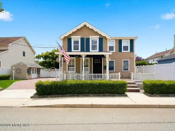 16 Clinton Street, Matawan, NJ 07747