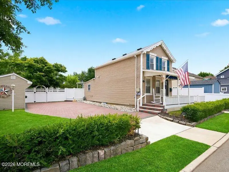 16 Clinton Street, Matawan, NJ 07747 - #2