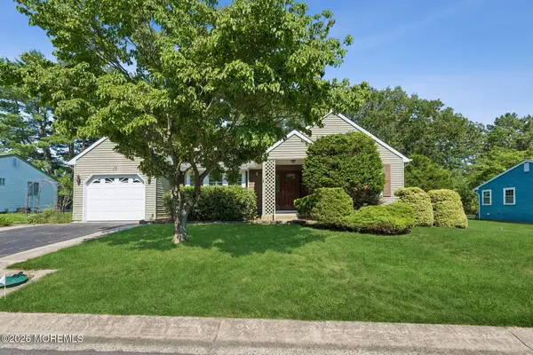 15 Amherst Road #64, Whiting, NJ 08759
