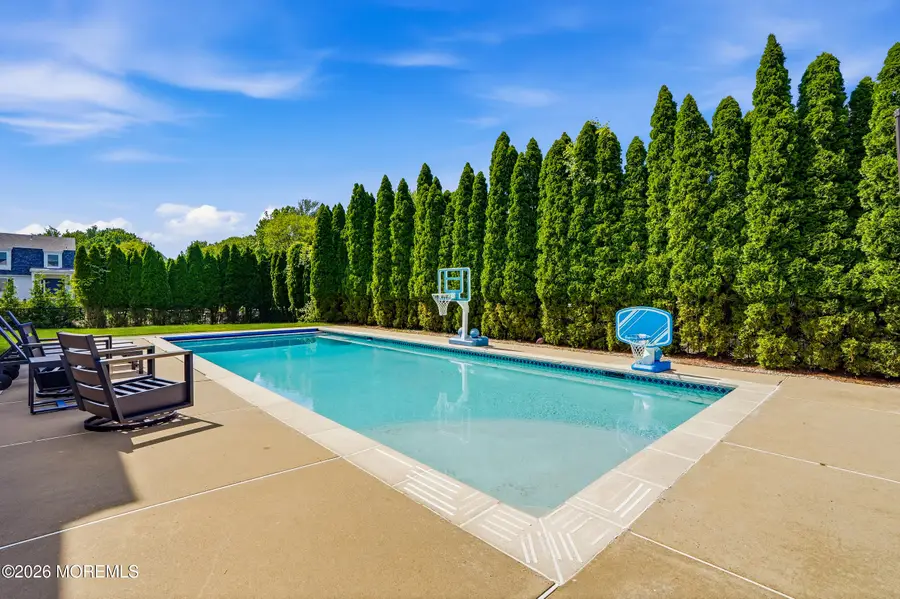 4 Mount Court, Oakhurst, NJ 07755 - #2