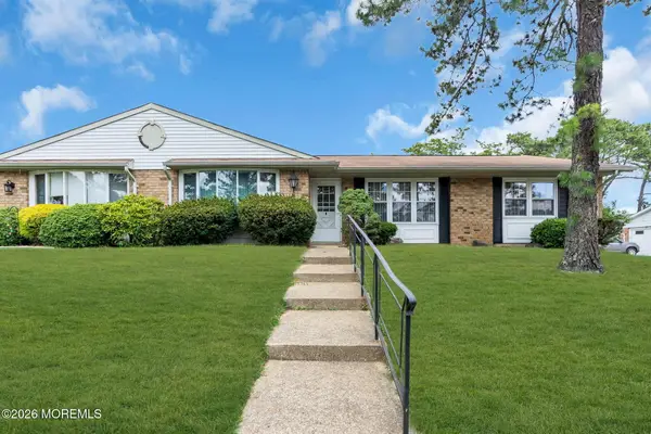5B Edinburgh Lane, Manchester, NJ 08759