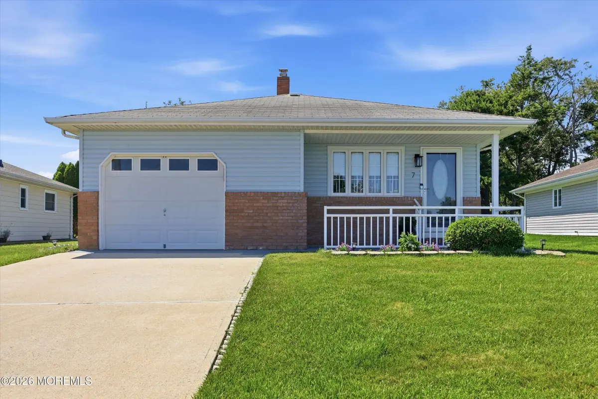 7 Saint Catherine Boulevard, Toms River, NJ 08757 - #1