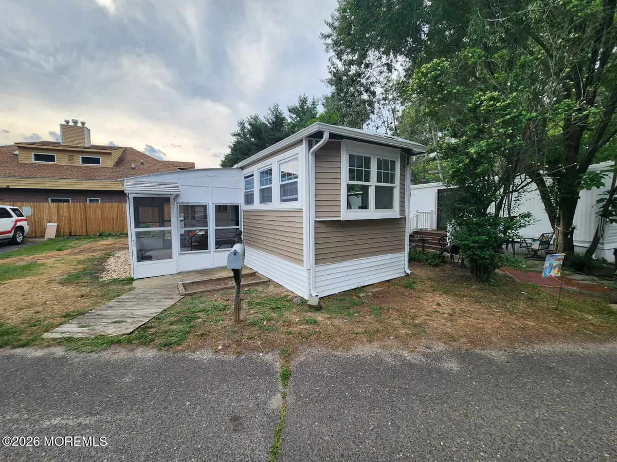 6 Pinewood Trail, Brick, NJ 08724 - #1