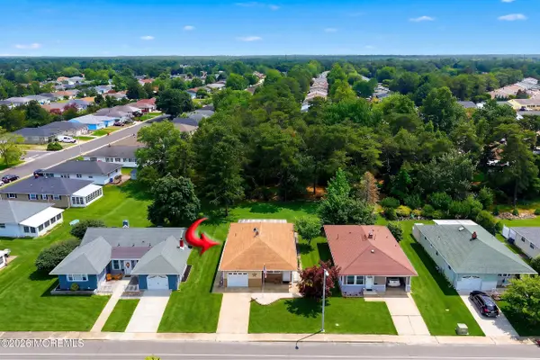 438 Jamaica Boulevard, Toms River, NJ 08757