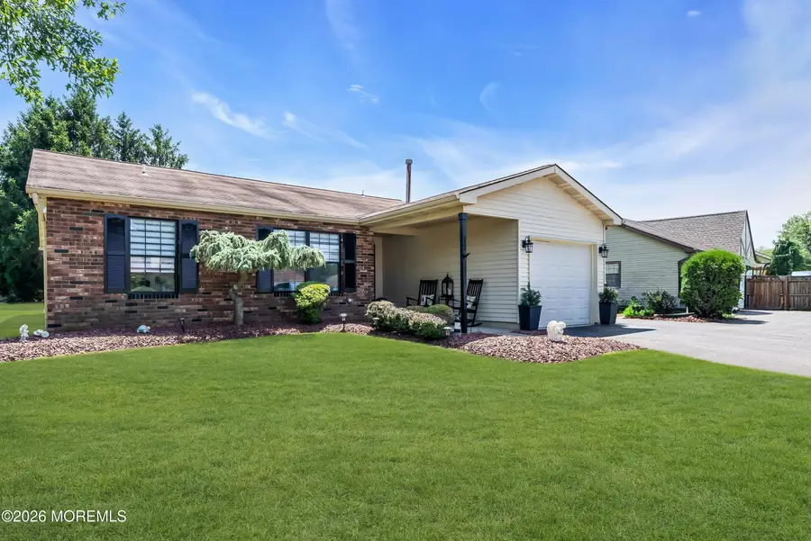 72 Clubhouse Lane, Marlboro, NJ 07746 - #2