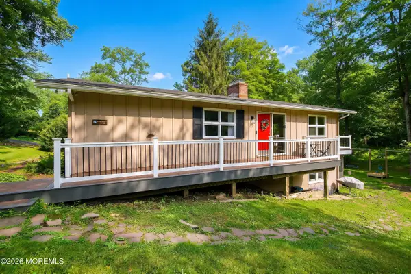 95 Jacobs Creek Road, Ewing, NJ 08628
