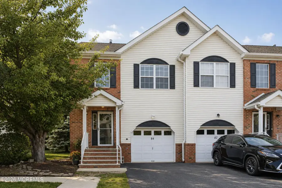 84 Heron Court, Manalapan, NJ 07726 - #2
