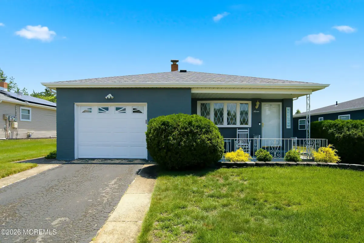 7 Canaries Court, Toms River, NJ 08757 - #1