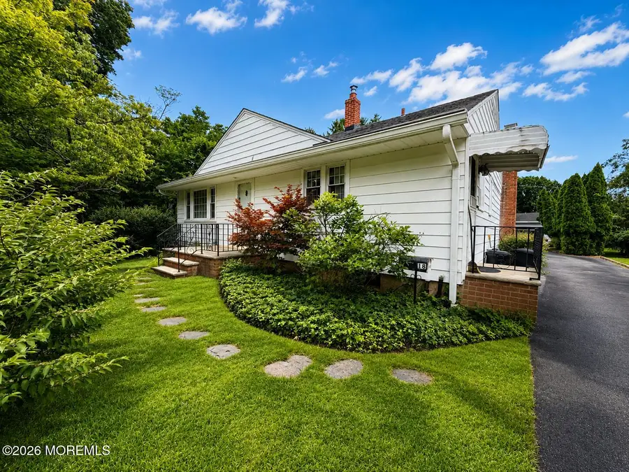 18 Holmes Terrace, Freehold, NJ 07728 - #3