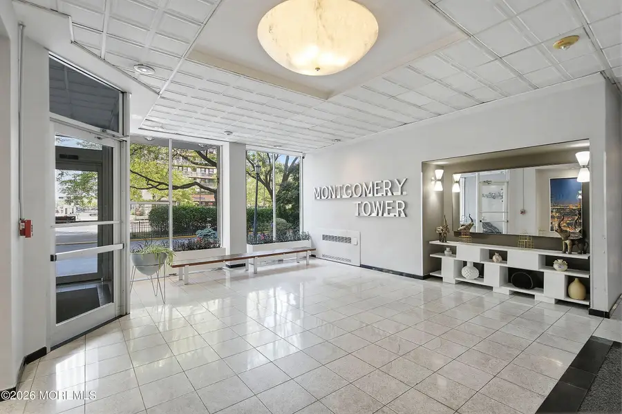 135 Montgomery Street #21A, Jersey City, NJ 07302 - #2