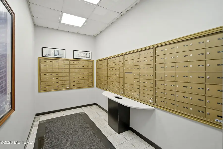135 Montgomery Street #21A, Jersey City, NJ 07302 - #3