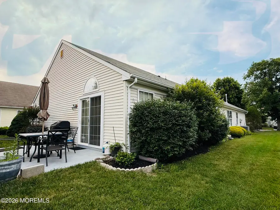 18 Skyline Drive, Lakewood, NJ 08701 - #3