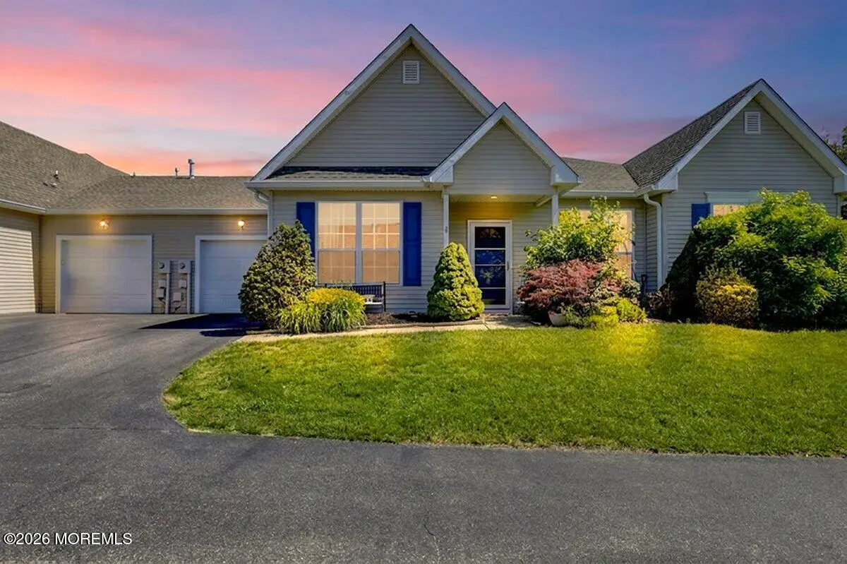 18 Deerchase Lane, Lakewood, NJ 08701 - #1