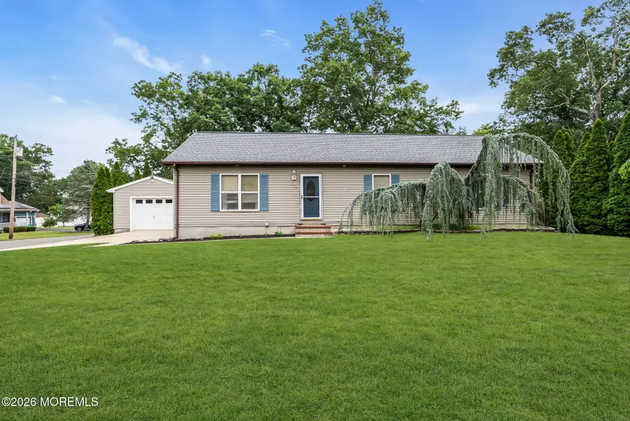812 Beacon Street, Toms River, NJ 08757 - #3