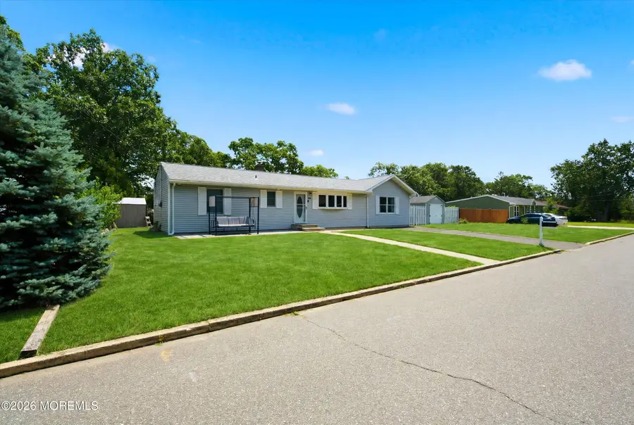 20 Western Drive, Howell, NJ 07731 - #2