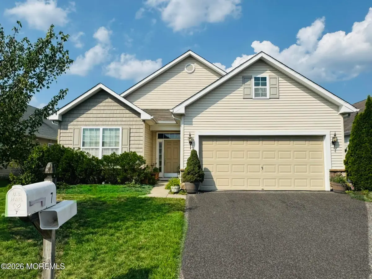 7 Eagle Ridge Circle, Lakewood, NJ 08701 - #1