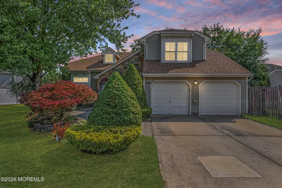 109 Kentucky Way, Freehold, NJ 07728 - #2